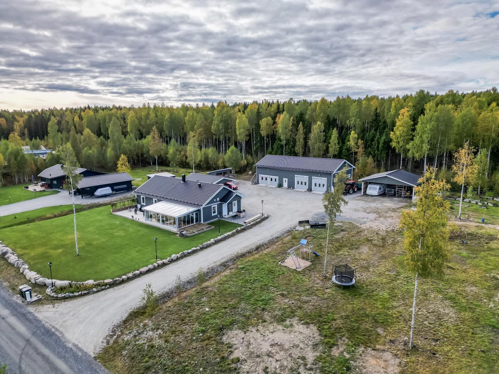 Södra Larssveden 14 och Södra Larssveden 12