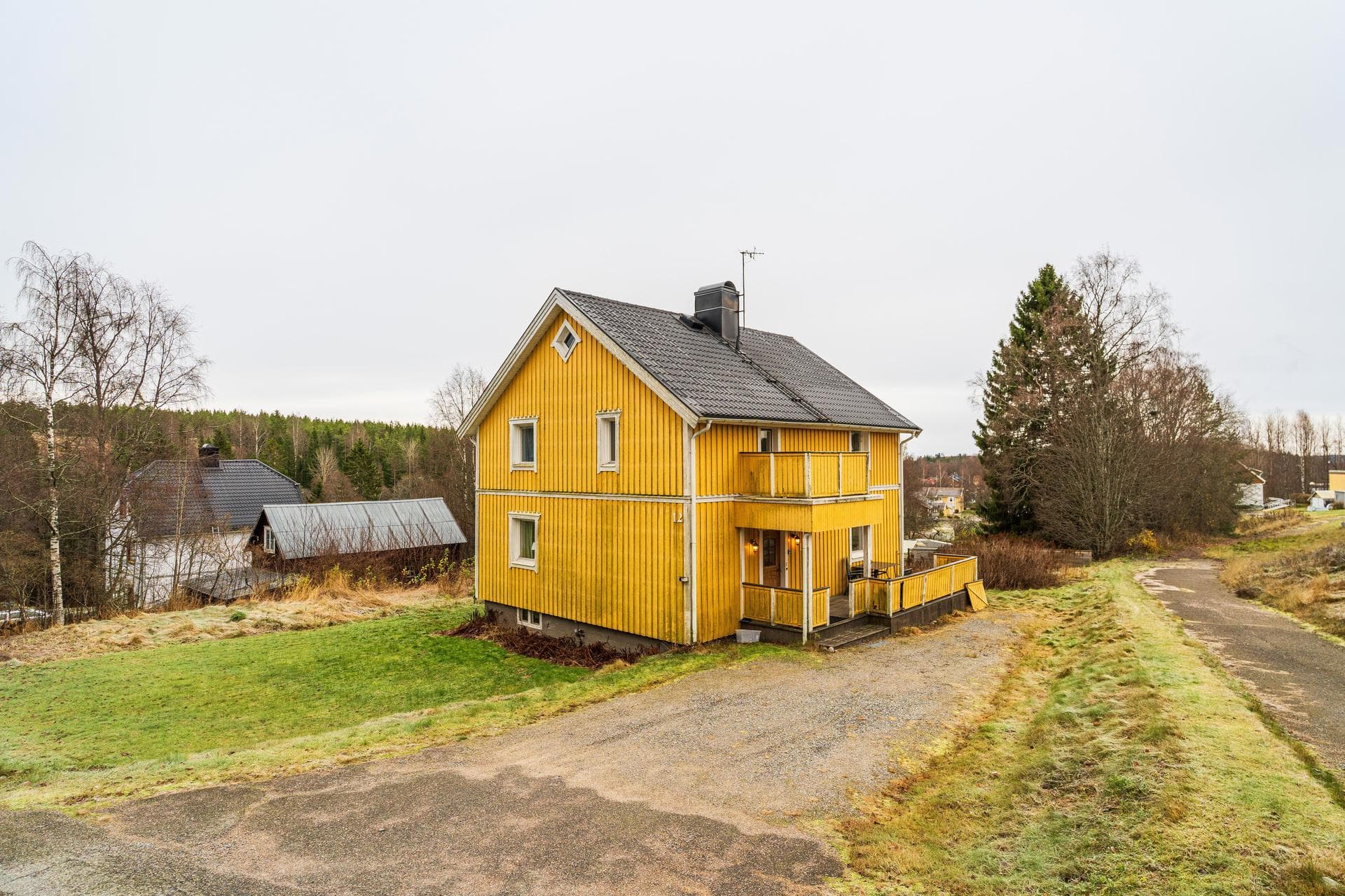 Bastuvägen 12