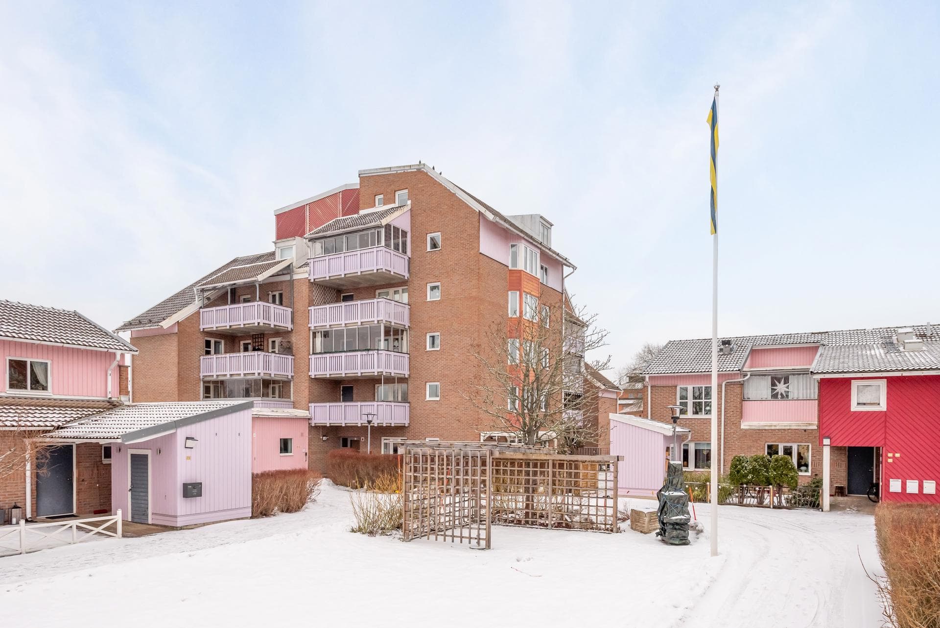 Senapsvägen 83