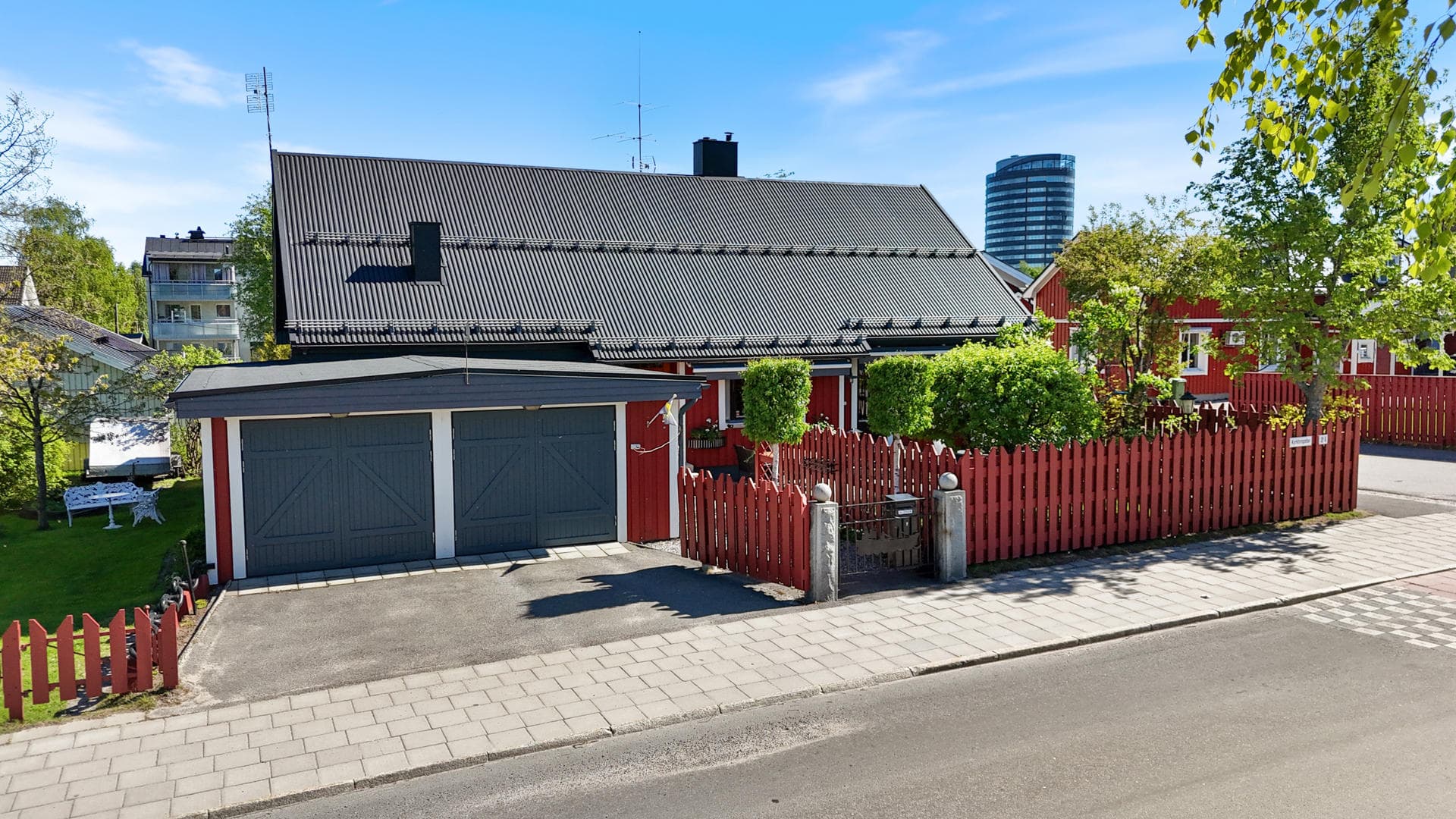 Kyrkbrogatan 24