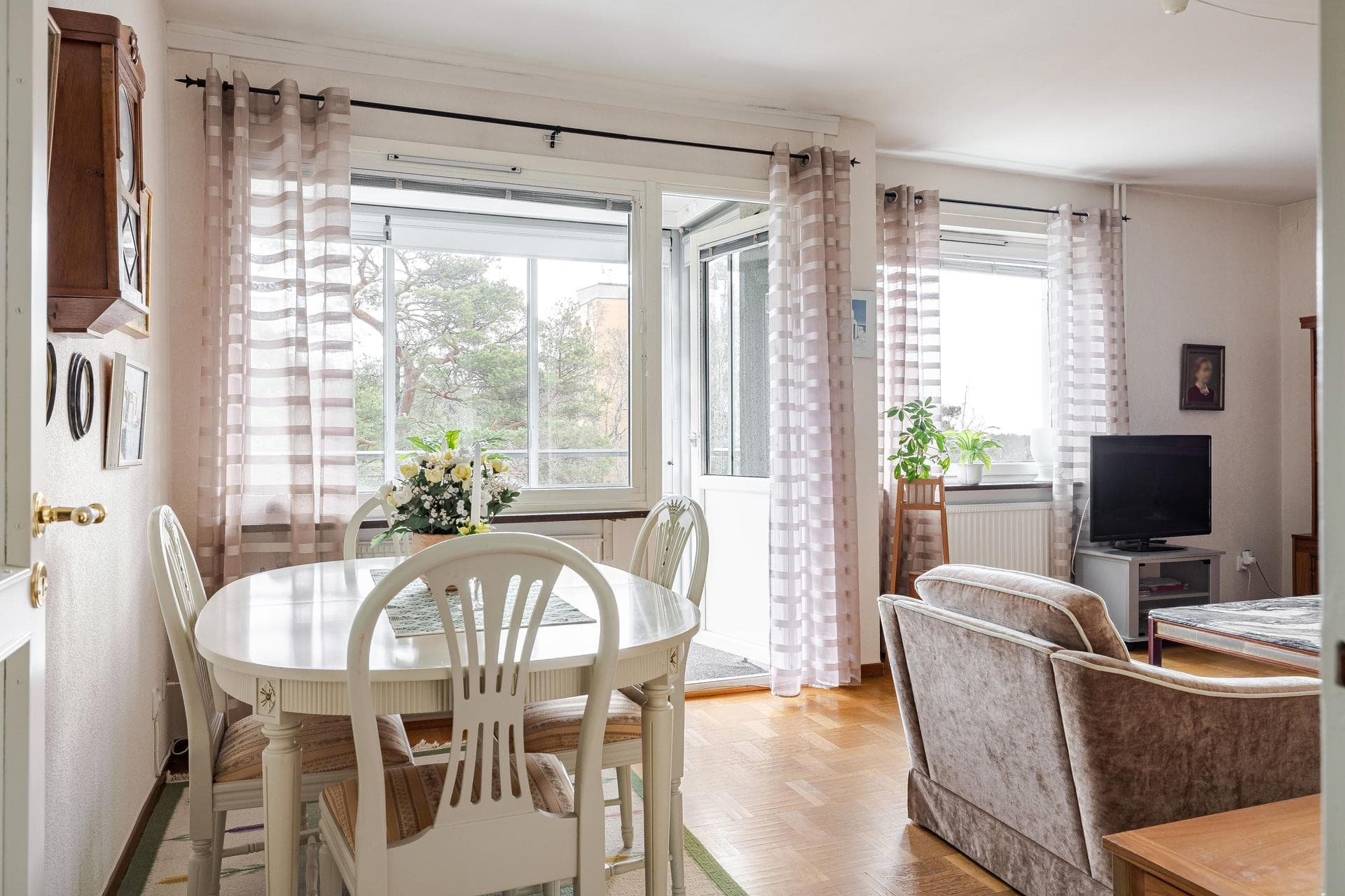 Tellusvägen 18