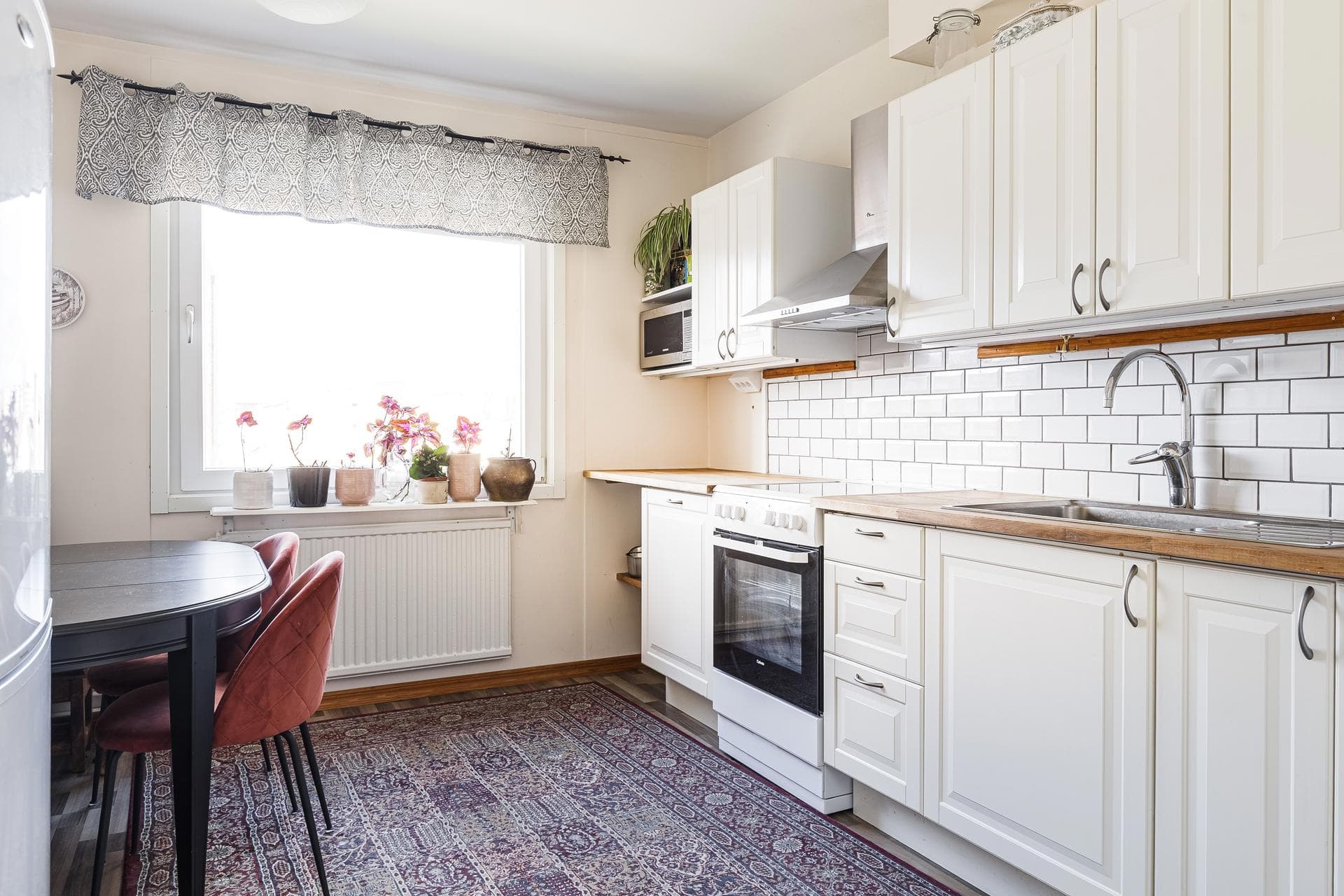 Svartåliden 8