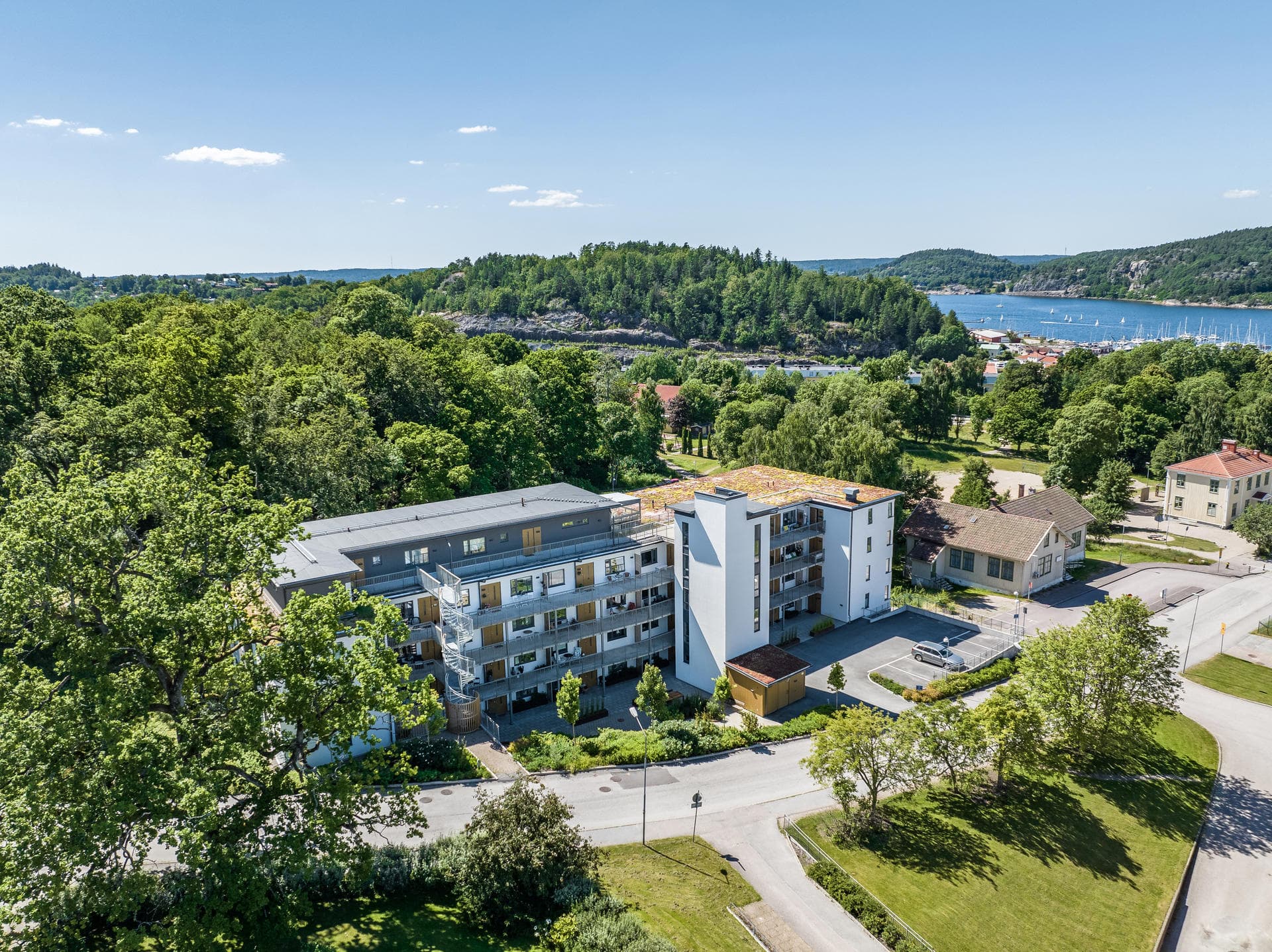 Hälle Lider 14