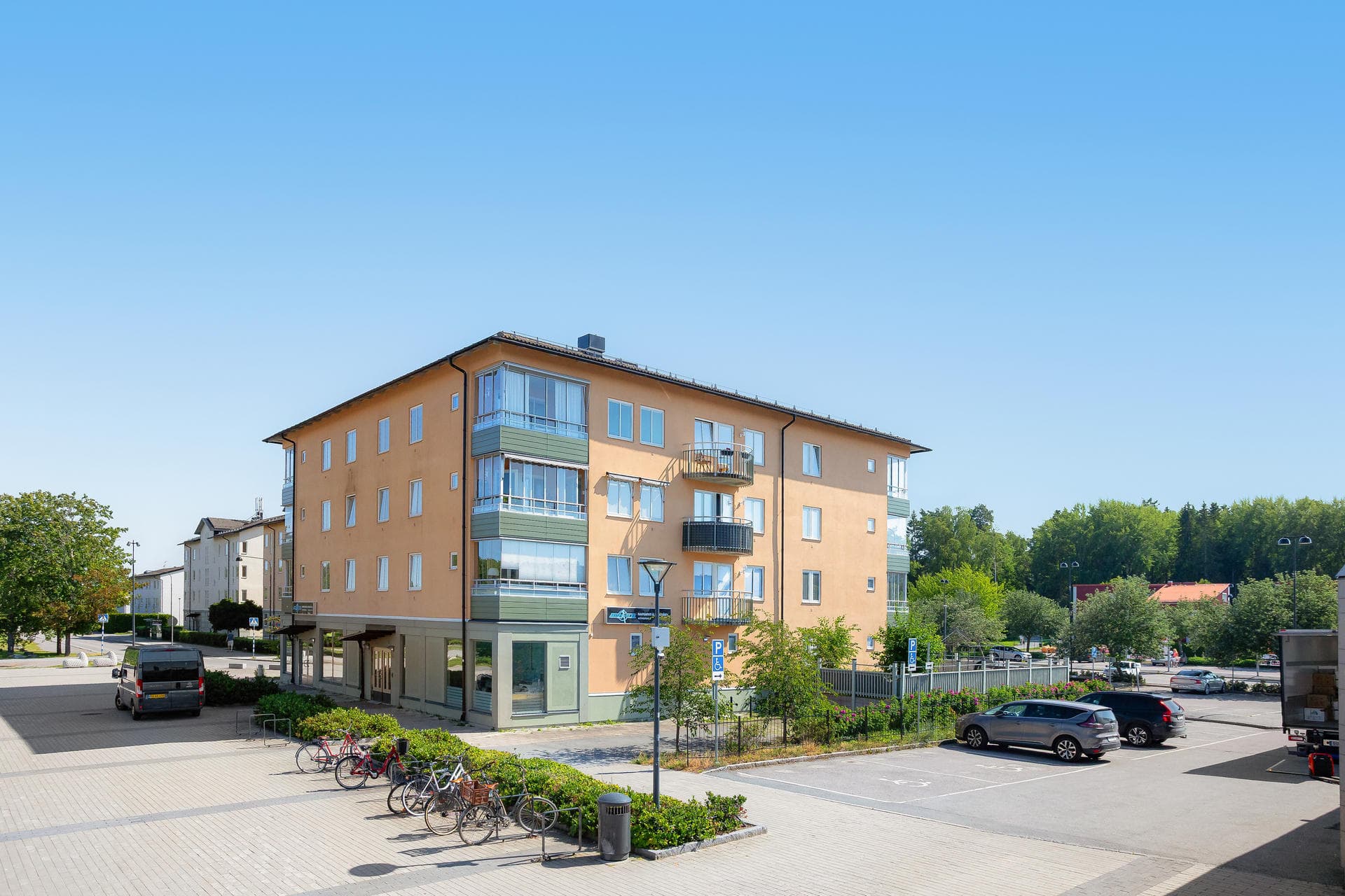 Andebodavägen 2