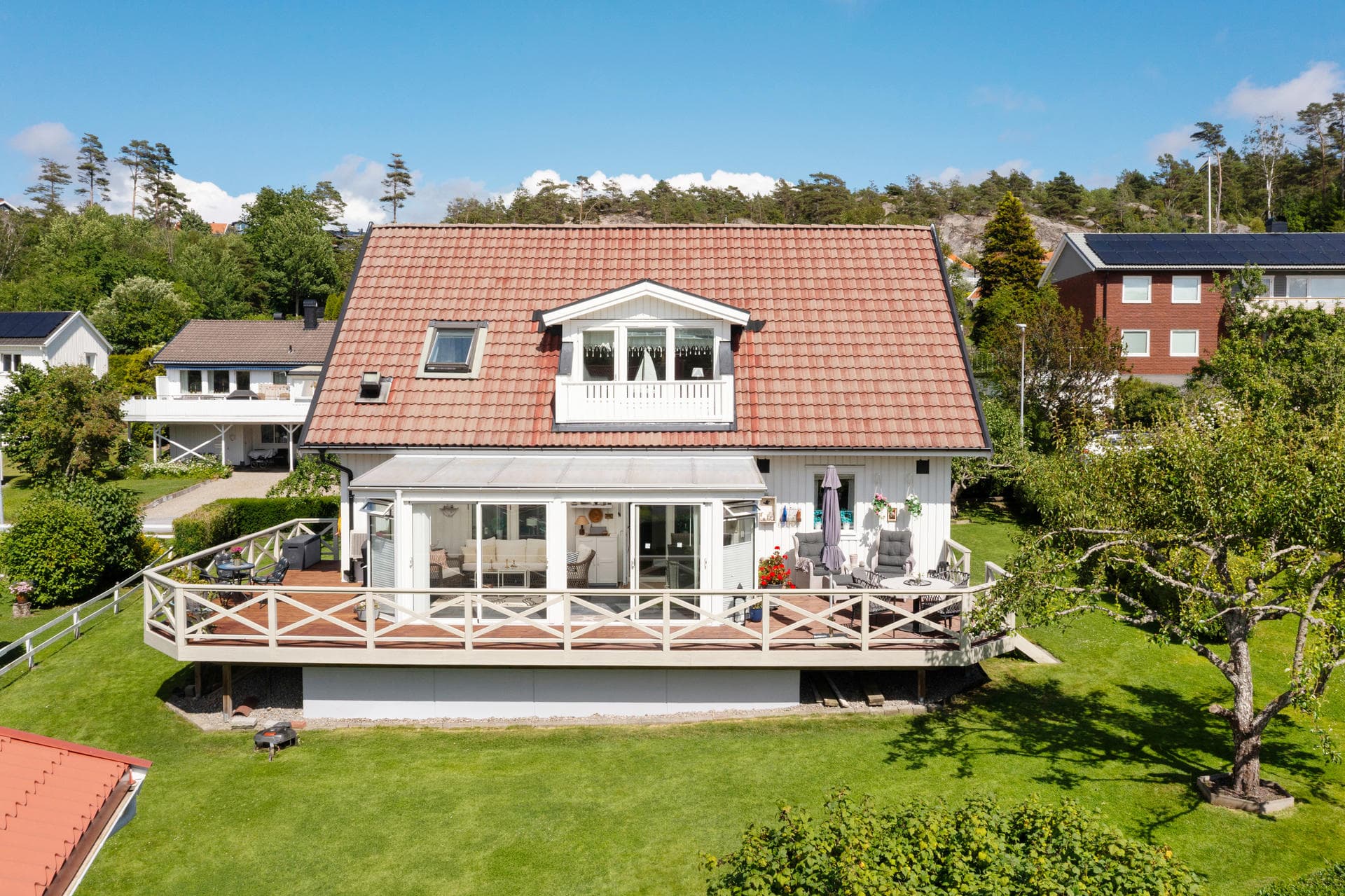 Lantz väg 2
