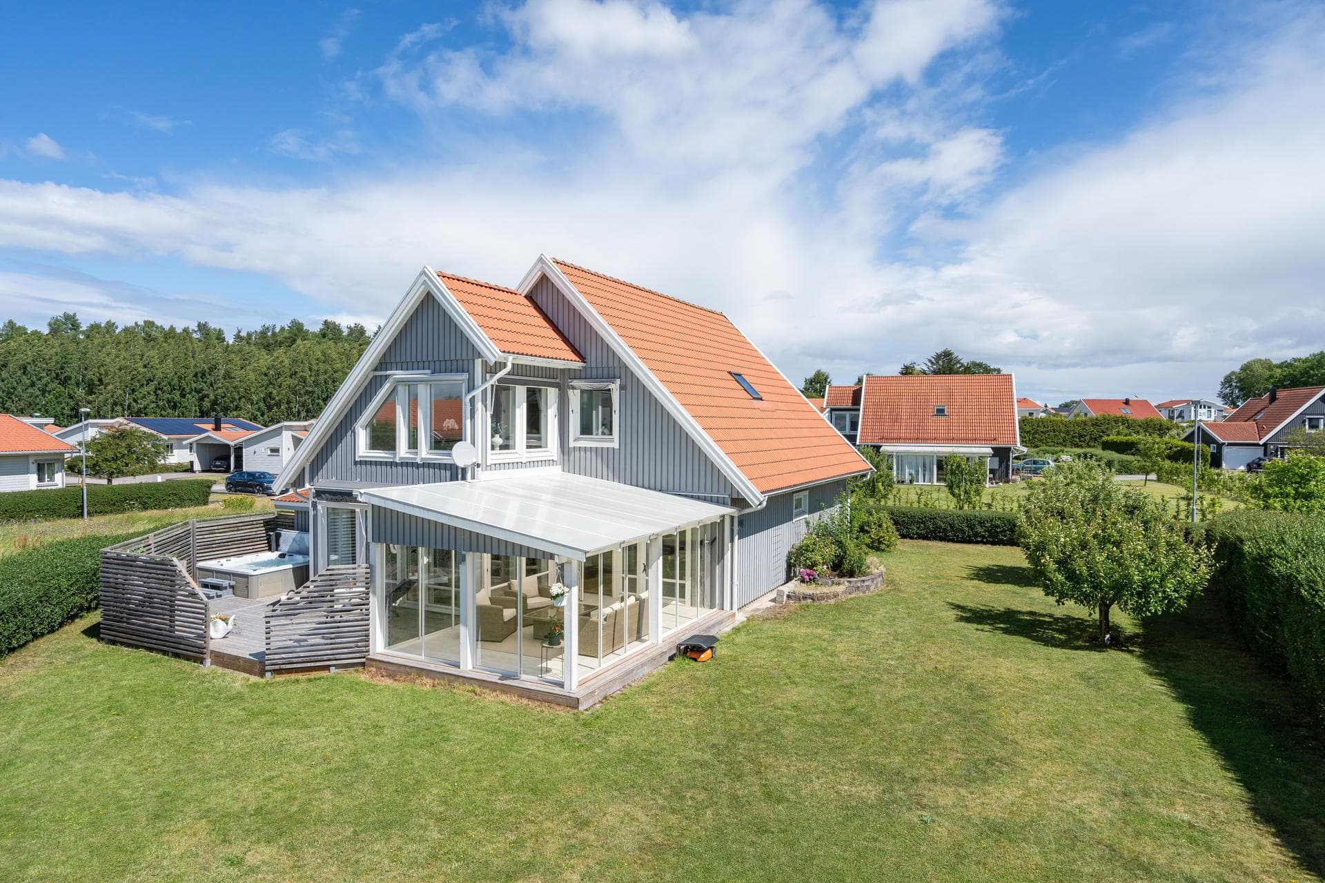Uppvindsvägen