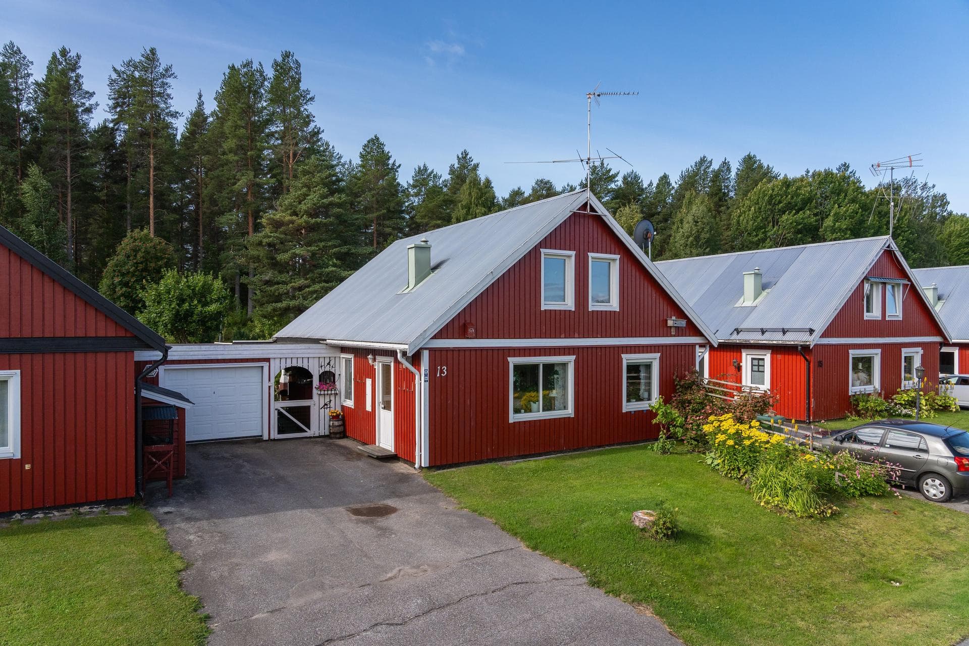 Domarevägen 13