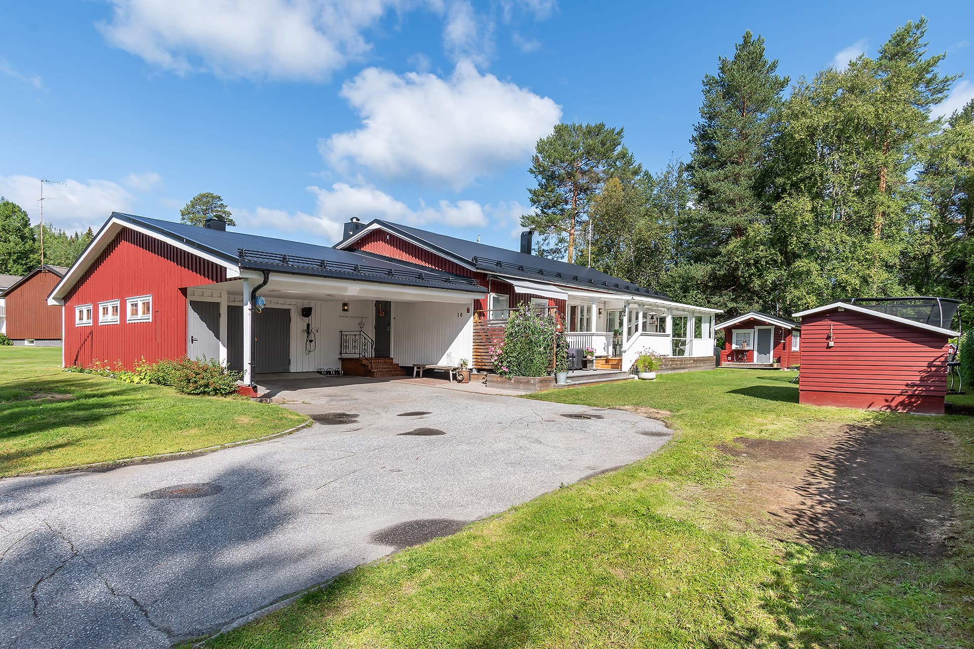 Linnévägen 16