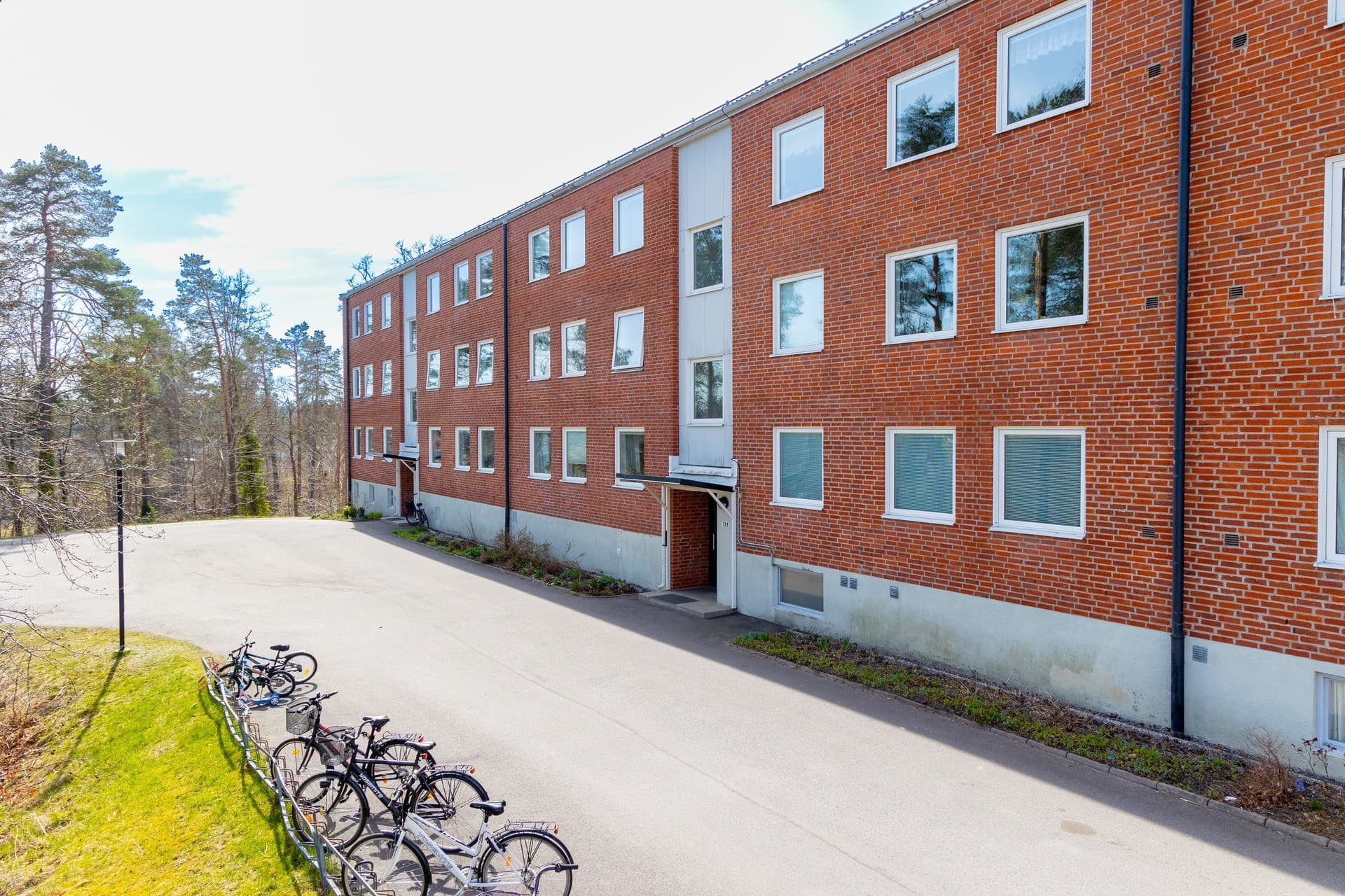 Furuvägen 12F